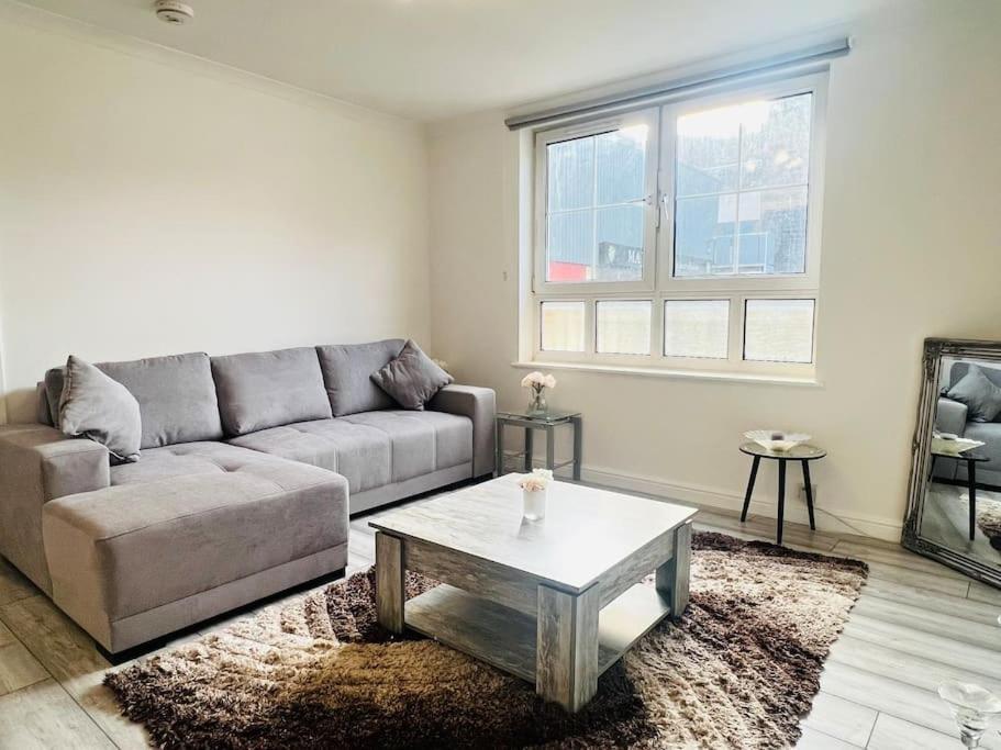 Superb 2 Bedroom Apartment With Free Parking Εδιμβούργο Εξωτερικό φωτογραφία